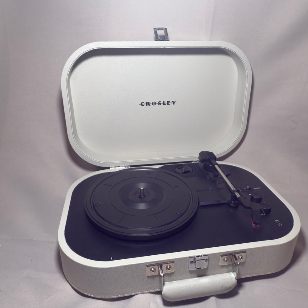 Crosley Discovery Turntable Record Player